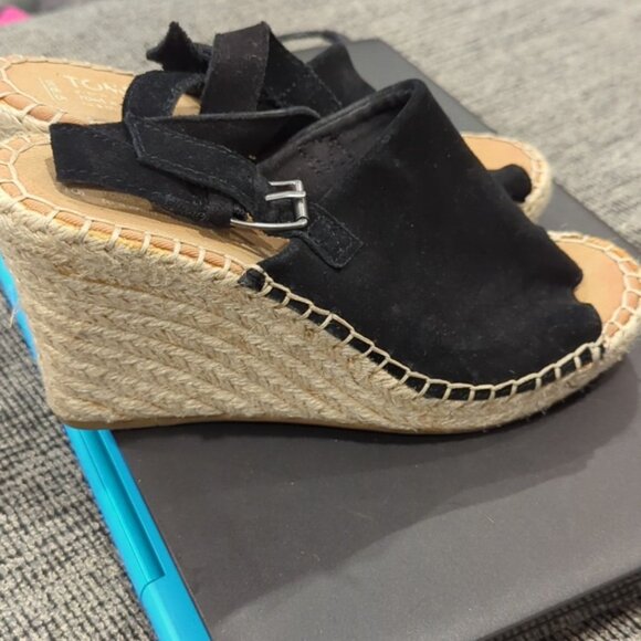 TOMS Women's Monica Black Wedge Sandals - Picture 9 of 12